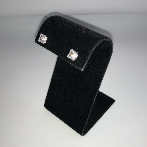 1ct Radiant Cut Earrings - Picture 15 of 16